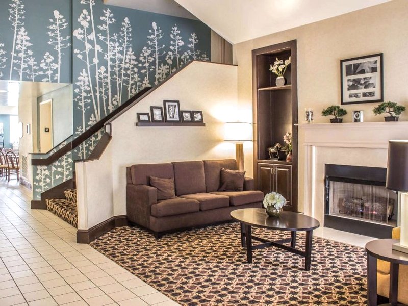 Clarion Pointe Wake Forest - Raleigh Northの写真