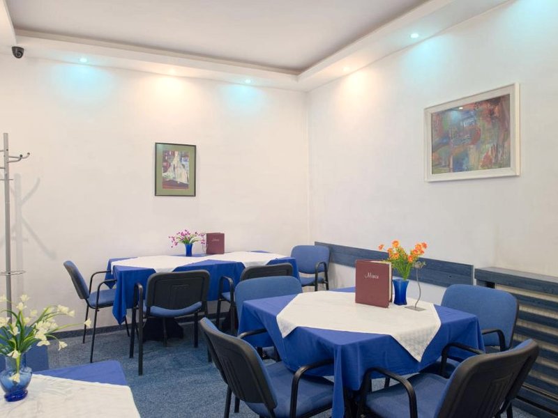 ペンシウネア　レオ (Pensiunea Leo)の写真