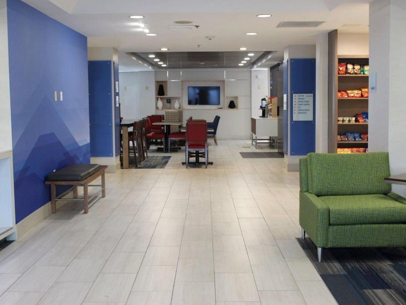 Holiday Inn Express Forest City By IHGの写真