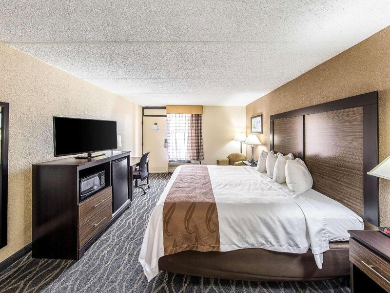 クオリティ イン (Quality Inn)の写真