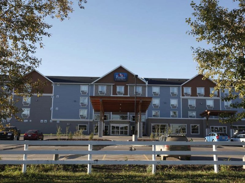 Pomeroy Inn & Suites at Olds Collegeの写真