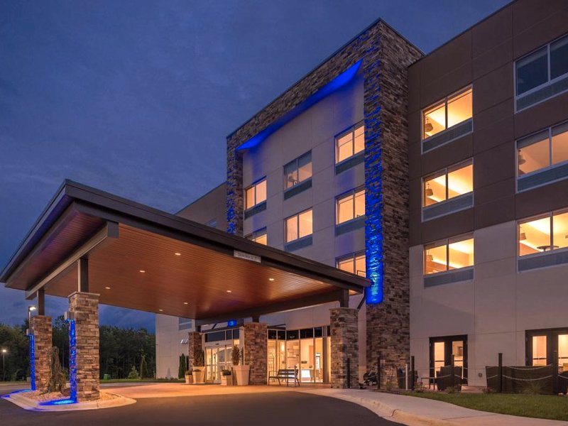 Holiday Inn Express & Suites Farmville By IHGの写真