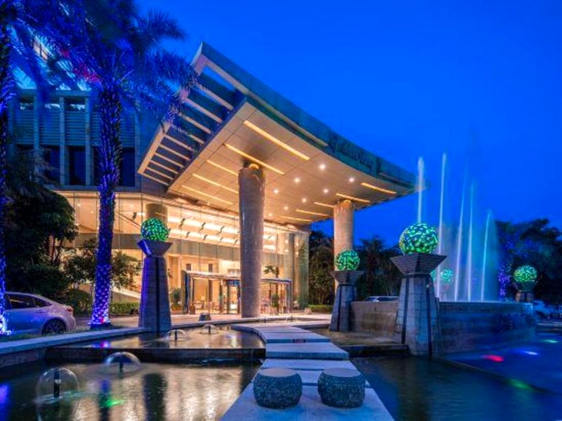 Golden Bay International Hotelの写真