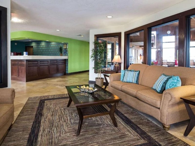 ベストウェスタン ノーウォーク (Best Western Norwalk)の写真