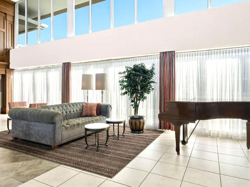 シュアステイ プラス ホテル ブランディワイン バレー バイ ベスト ウエスタン (SureStay Plus Hotel Brandywine Valley by Best Western)の写真