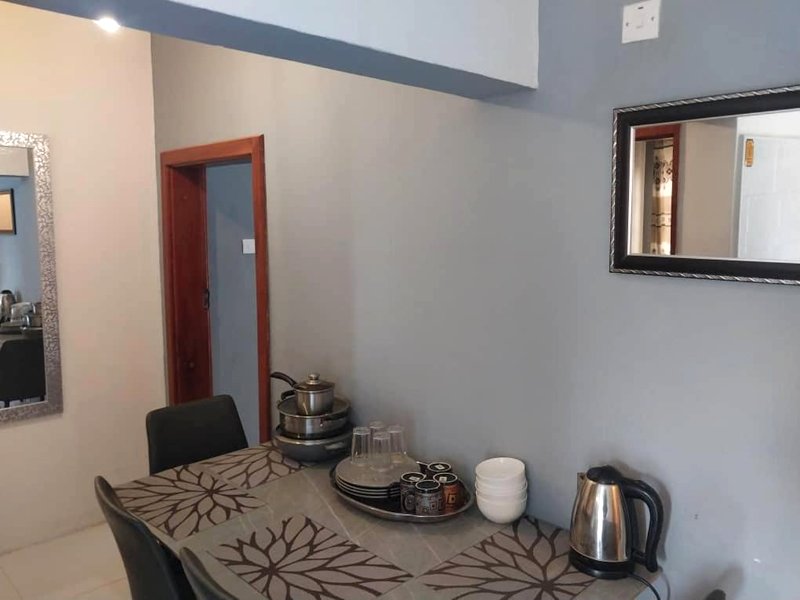 Emmrose apartmentsの写真