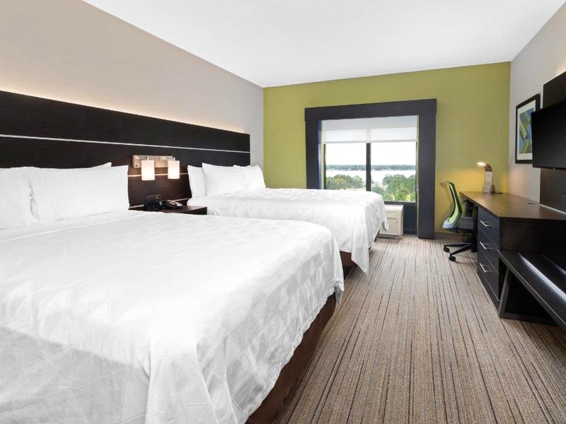 Holiday Inn Express & Suites Lake Placid by IHGの写真