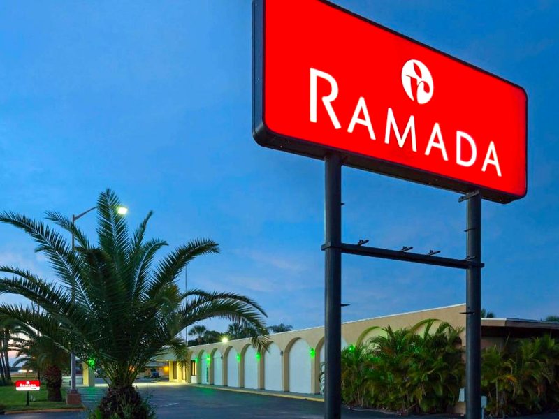 Ramada by Wyndham Lake Placidの写真