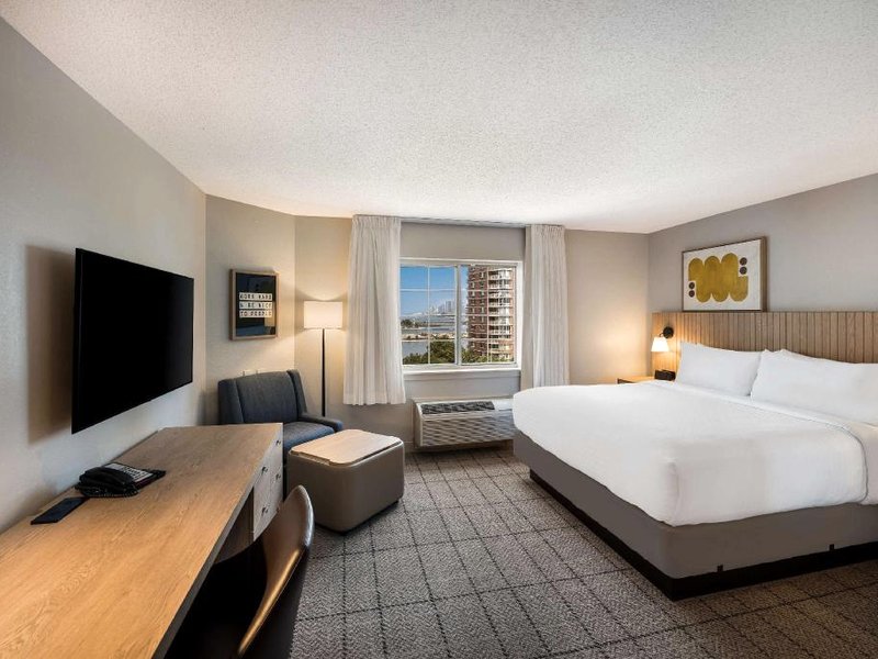 ソネスタ シンプリー スイーツ ジャージー シティ (Sonesta Simply Suites Jersey City)の写真