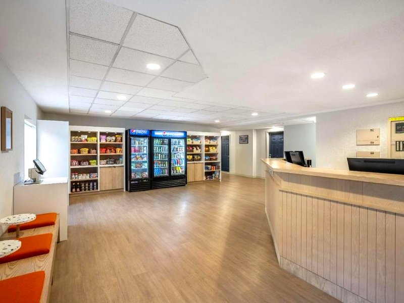 ソネスタ シンプリー スイーツ ジャージー シティ (Sonesta Simply Suites Jersey City)の写真