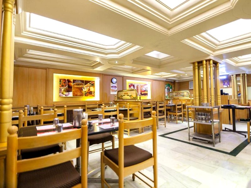 スリー バハラニ ホテル (Sree Bharani Hotel)の写真