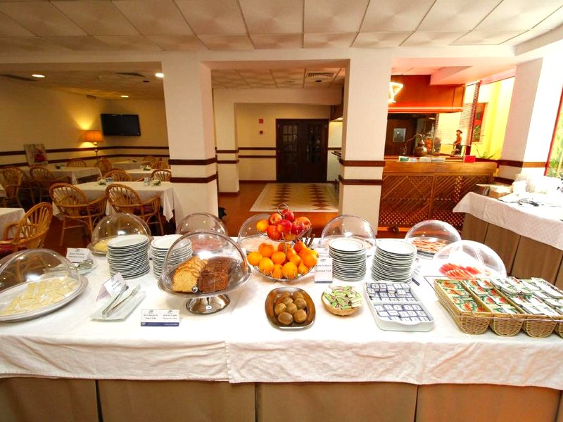 ベスト ウェスタン ホテル ドン ベルナルド (Best Western Hotel Dom Bernardo)の写真