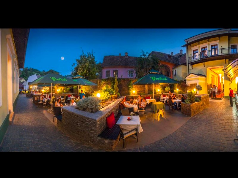 ホテル セントラル パーク シギショアラ (Hotel Central Park Sighisoara)の写真