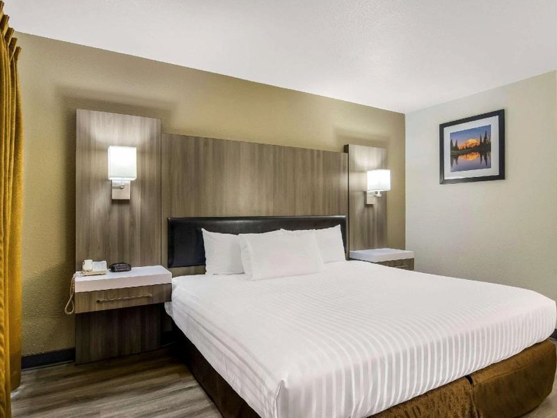 ロードウェイ イン エナムクロー マウント レーニア-クリスタル マウンテン エリア (Rodeway Inn Enumclaw Mount Rainier-Crystal Mountain Area)の写真