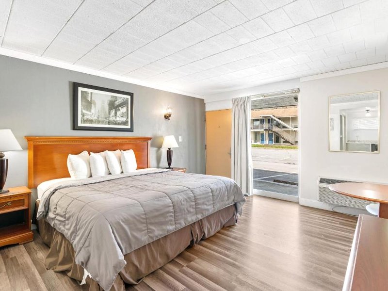FairBridge Inn and Suites West Pointの写真