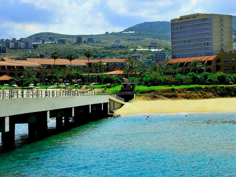 ジイ マリナ リゾート ホテル & シャーレッツ (Jiyeh Marina Resort Hotel & Chalets)の写真