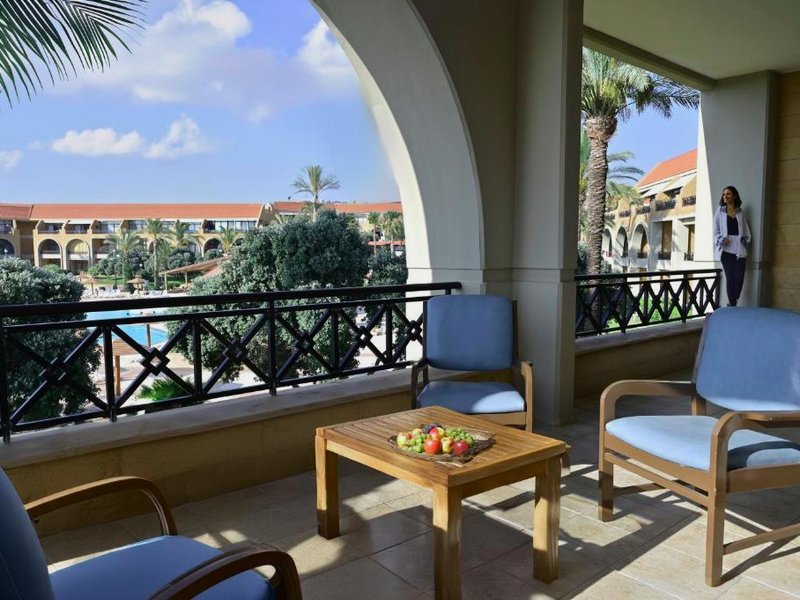 ジイ マリナ リゾート ホテル & シャーレッツ (Jiyeh Marina Resort Hotel & Chalets)の写真