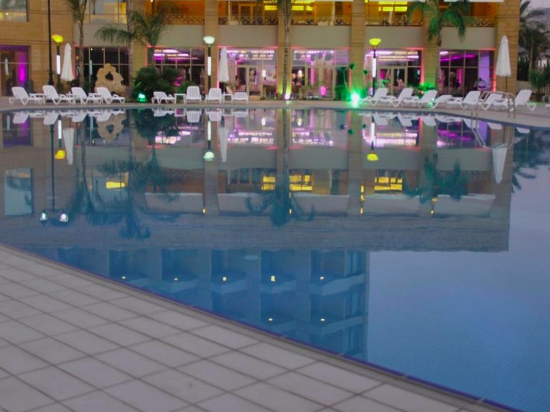ジイ マリナ リゾート ホテル & シャーレッツ (Jiyeh Marina Resort Hotel & Chalets)の写真