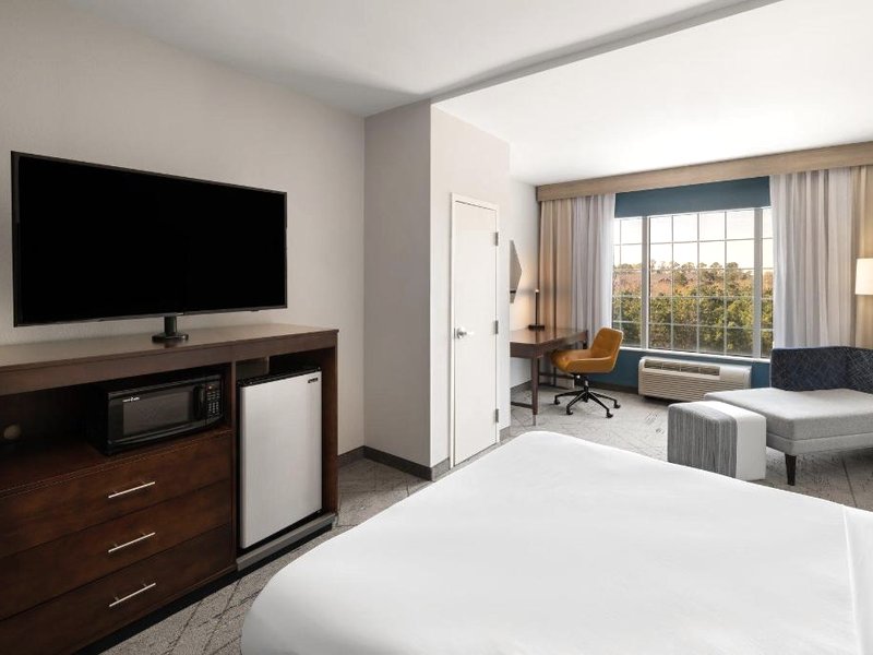 Holiday Inn Express & Suites Aiken By IHGの写真