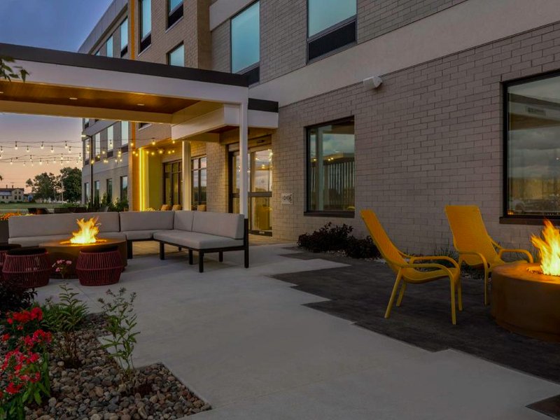Home2 Suites by Hilton Sheboyganの写真