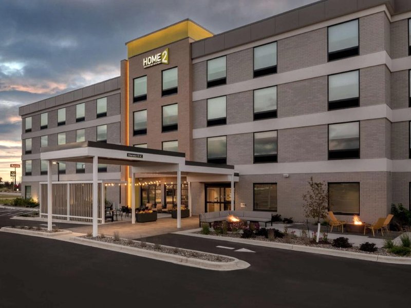 Home2 Suites by Hilton Sheboyganの写真