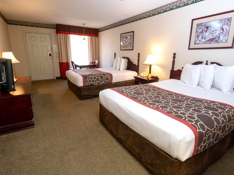 Hilltop Inn & Suites, near Foxwoods Casinoの写真
