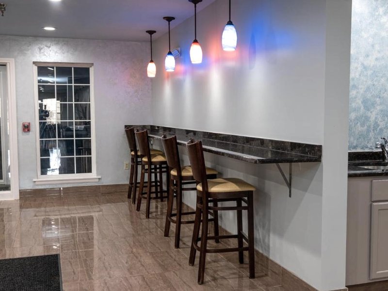 Hilltop Inn & Suites, near Foxwoods Casinoの写真