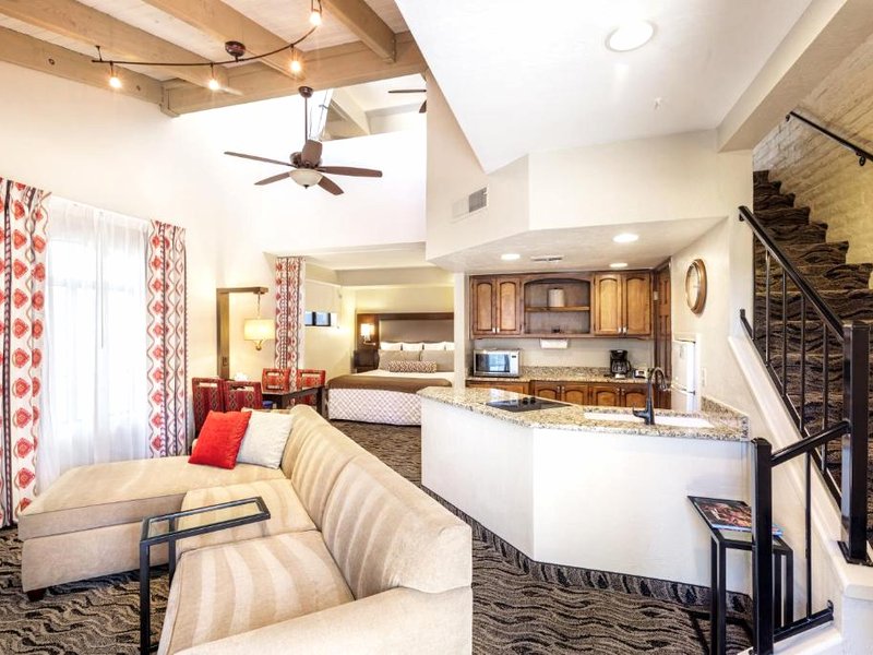 スコッツデール キャメルバック リゾート (Scottsdale Camelback Resort)の写真