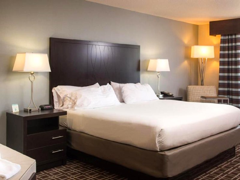 Holiday Inn Express Le Claire Riverfront-Davenport By IHGの写真