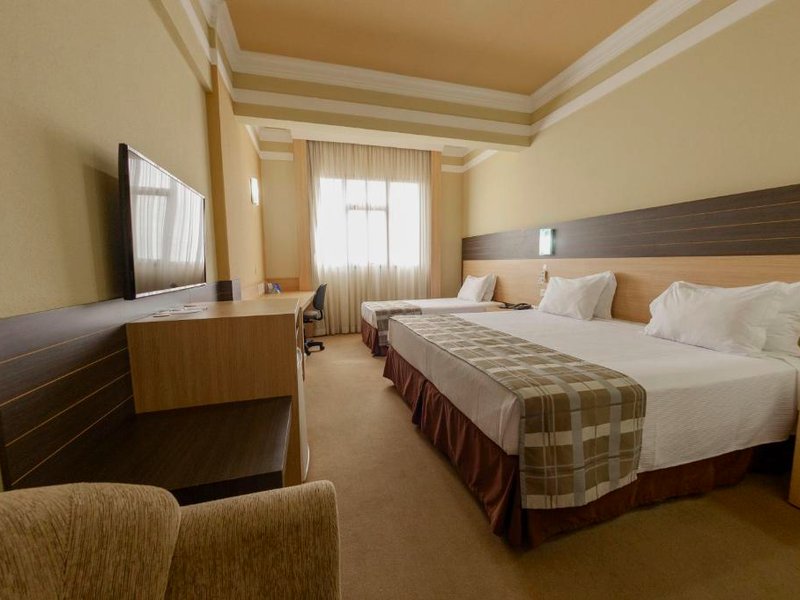 Hotel Executive Arapongasの写真