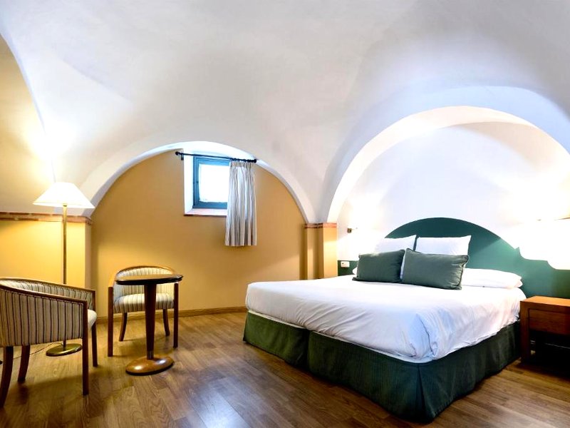 HOTEL AHC PALACIO CORIAの写真