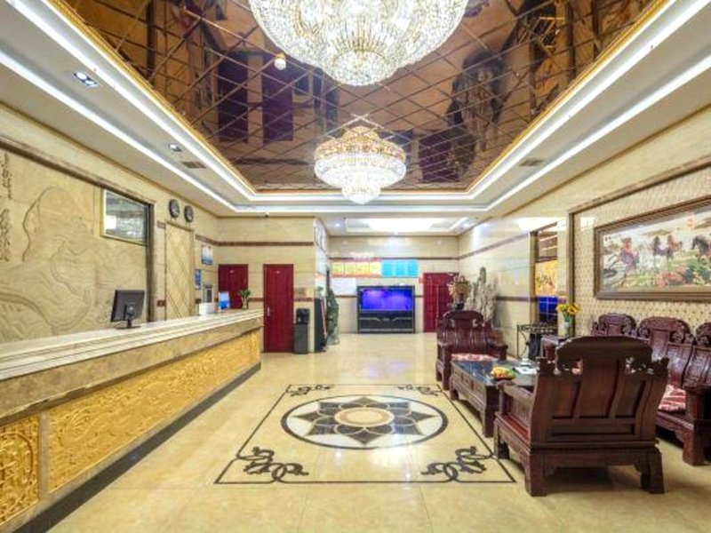 Jiuquan Longding Business Hotel (Zhonggulou Branch, Hantang Food Street)の写真