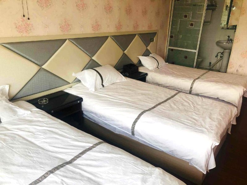 Yichun Shanggu Express Hotelの写真