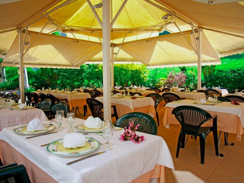 The Originals Boutique, Hôtel Les Bergeronnettes, Champagneuxの写真