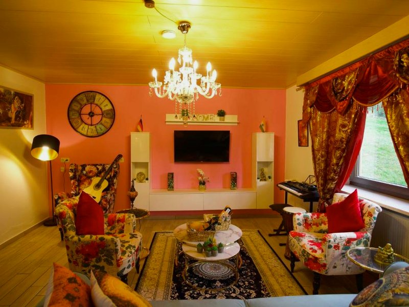 Stilvolles und Kunstvolles Retreat Apartment mit 400qm Garten & Massage und Ayurvedaの写真