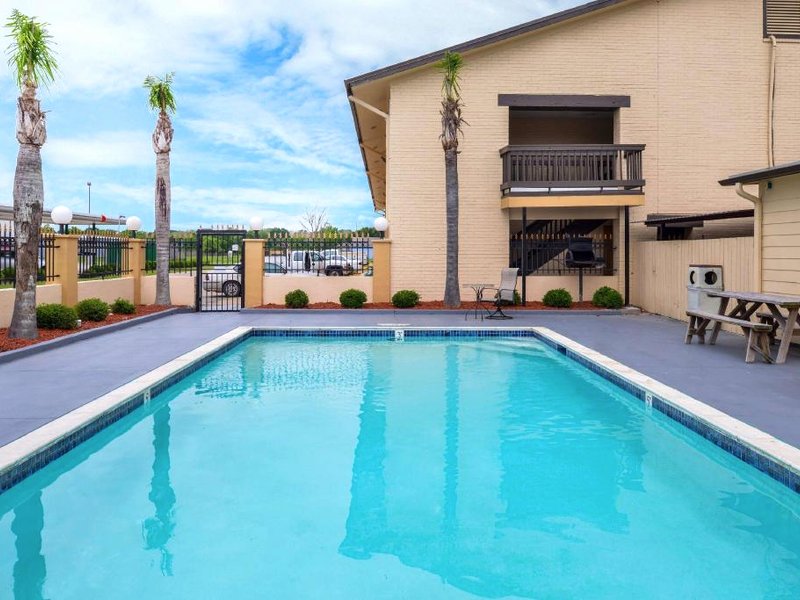 アメリカズ ベスト バリュー イン ウエスト コロンビア (Americas Best Value Inn West Columbia)の写真