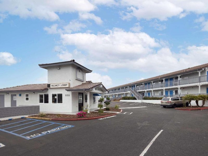 デイズ イン バイ ウィンダム アロヨ グランデ ピズモ ビーチ (Days Inn by Wyndham Arroyo Grande/Pismo Beach)の写真