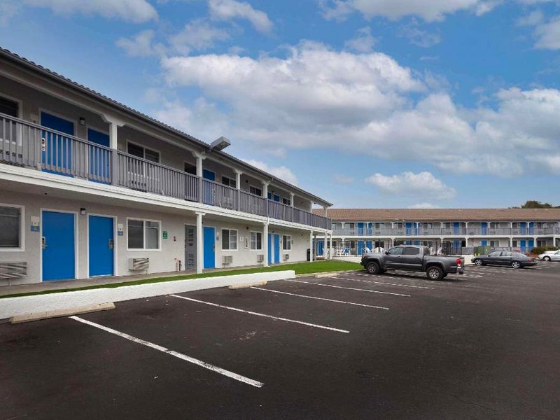 デイズ イン バイ ウィンダム アロヨ グランデ ピズモ ビーチ (Days Inn by Wyndham Arroyo Grande/Pismo Beach)の写真