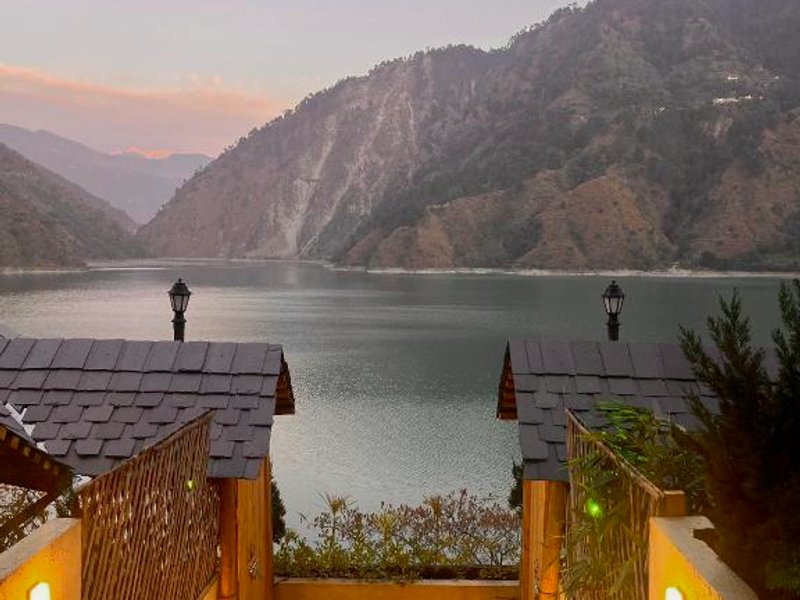 Panchtatva Hotel Lake Chamera Dalhousieの写真