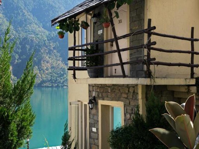 Panchtatva Hotel Lake Chamera Dalhousieの写真