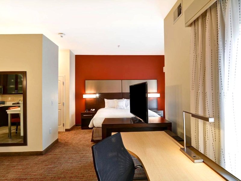 Residence Inn Milwaukee North/Glendaleの写真