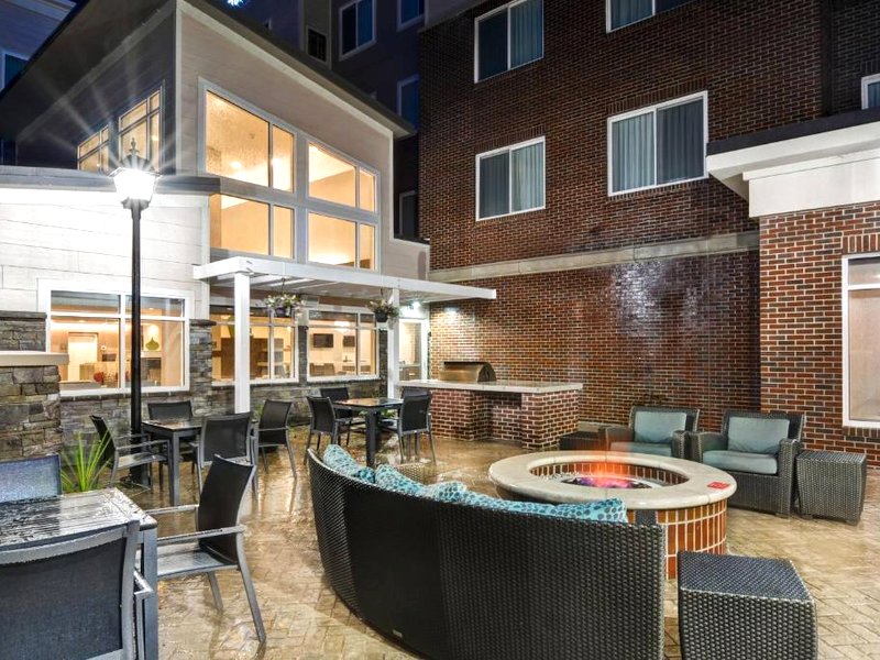 Residence Inn Milwaukee North/Glendaleの写真