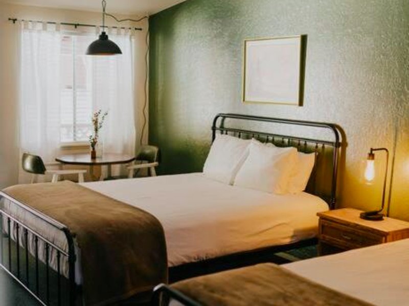 ロング バーン ロッジ (Long Barn Lodge)の写真