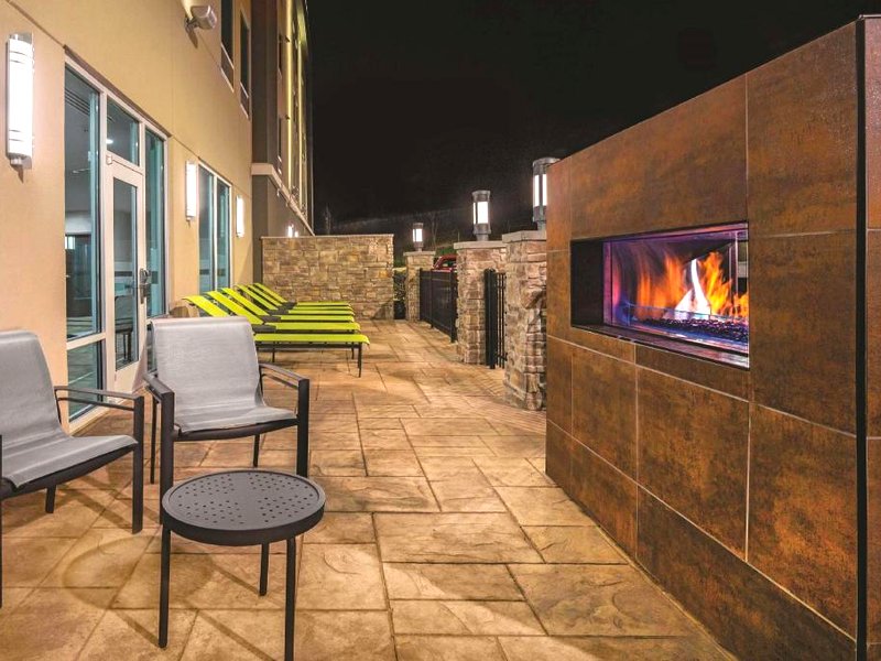 ラ キンタ イン&スイーツ バイ ウィンダム クリーブランド TN (La Quinta Inn & Suites by Wyndham Cleveland TN)の写真