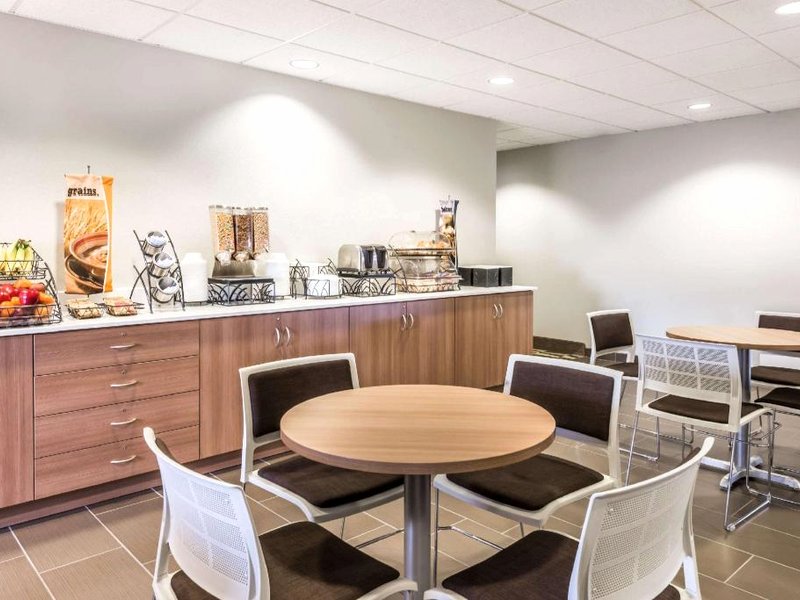 マイクロテル イン&スイーツ バイ ウィンダム ビーバーフォールズ (Microtel Inn & Suites by Wyndham Beaver Falls)の写真