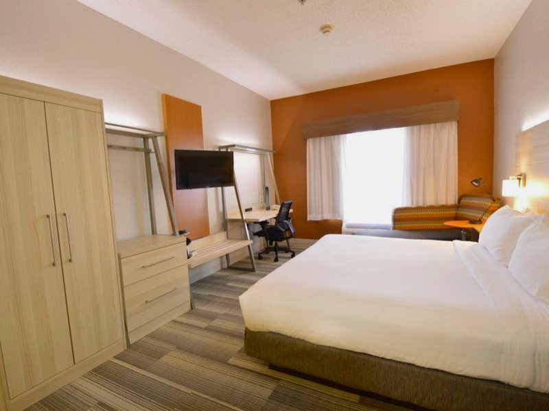 Holiday Inn Express Toledo-Oregon By IHGの写真