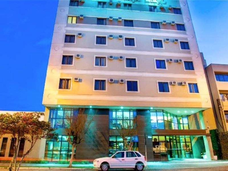Hotel Campo Largo Comfortの写真