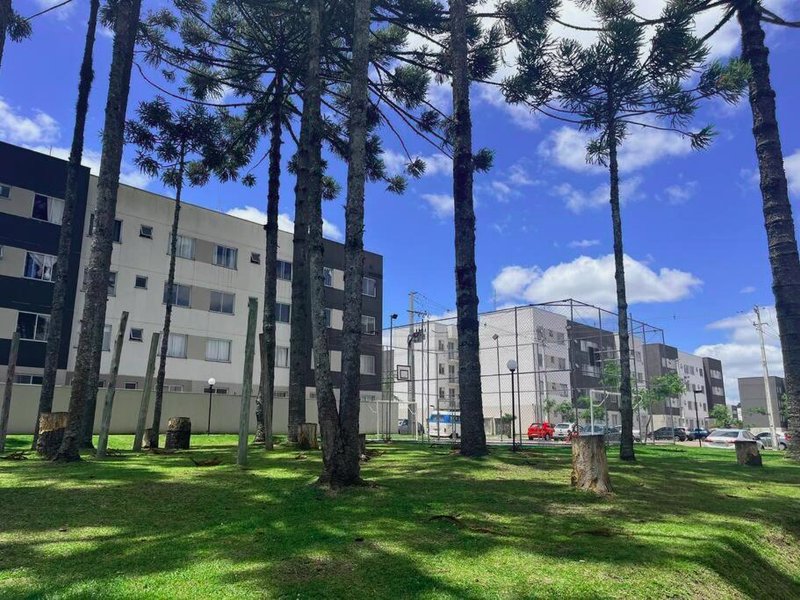 Apartamento 2 quartos, prox Outlet Campo Largo BR e Hospitais possui lava e secaの写真