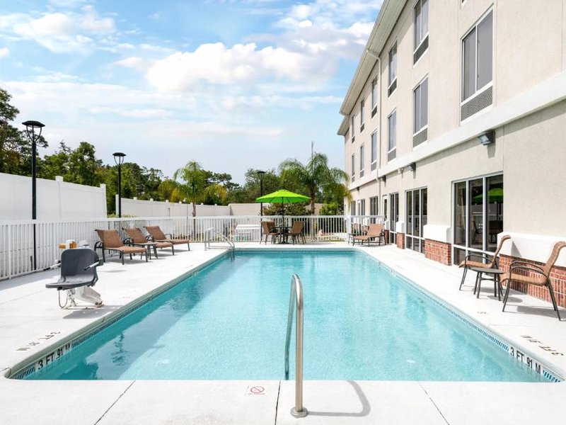 Holiday Inn Express & Suites Spring Hill By IHGの写真