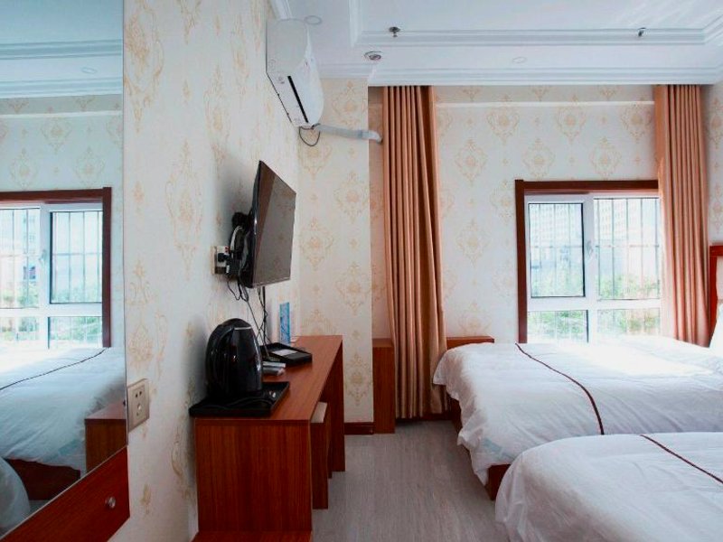 Guyuan Fushun Hotelの写真